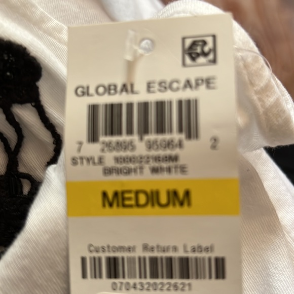 Elegant, sleeveless, bright white top with black embellishments. Never worn! - Picture 4 of 4